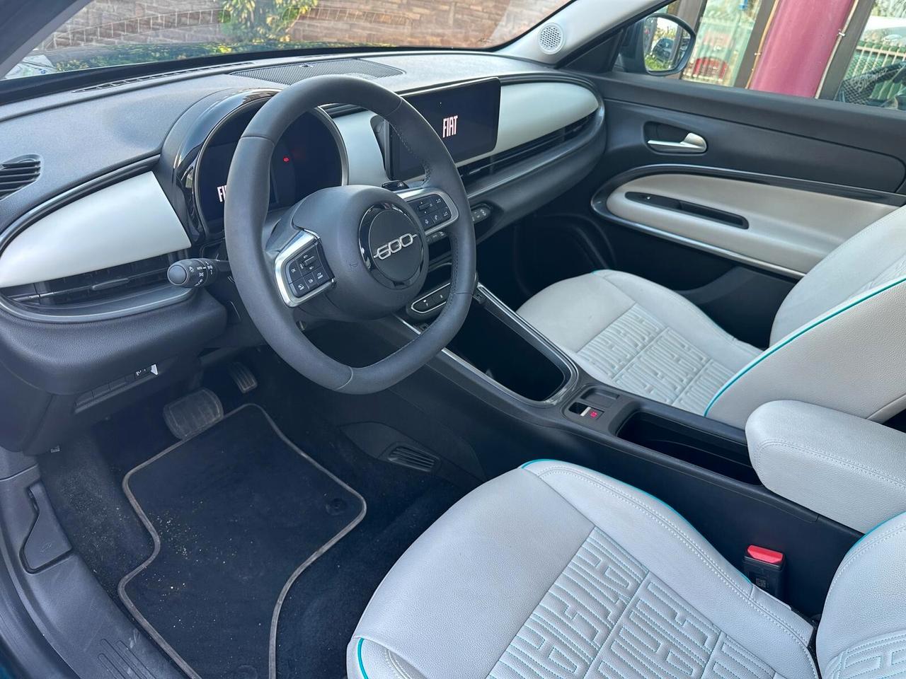 Fiat 600 Hybrid 110 CV DCT MHEV La Prima