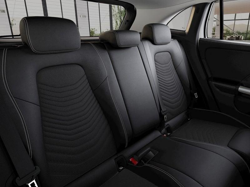 Mercedes-Benz GLA GLA 180 d Progressive Advanced NIGHT-PACK