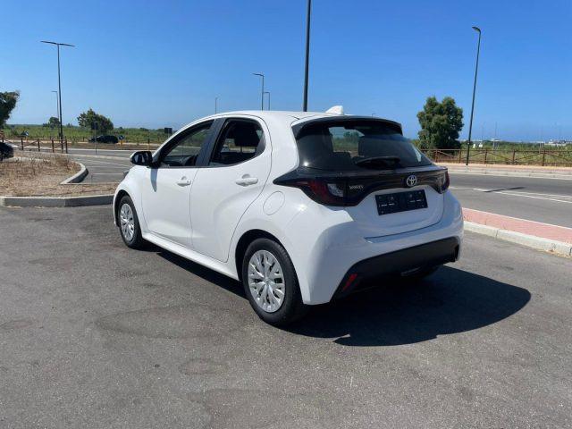 TOYOTA Yaris 1.5 Hybrid 5 porte Active