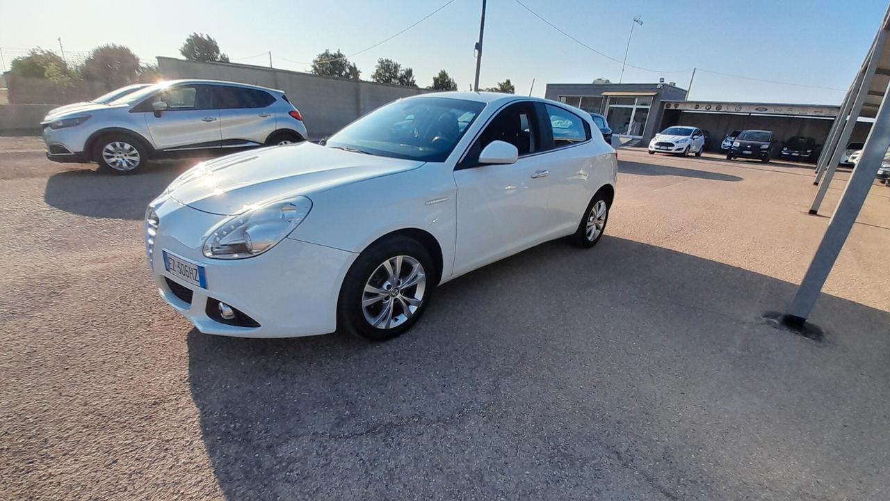 Alfa Romeo Giulietta 1.6 JTDm-2 105 CV Distinctive