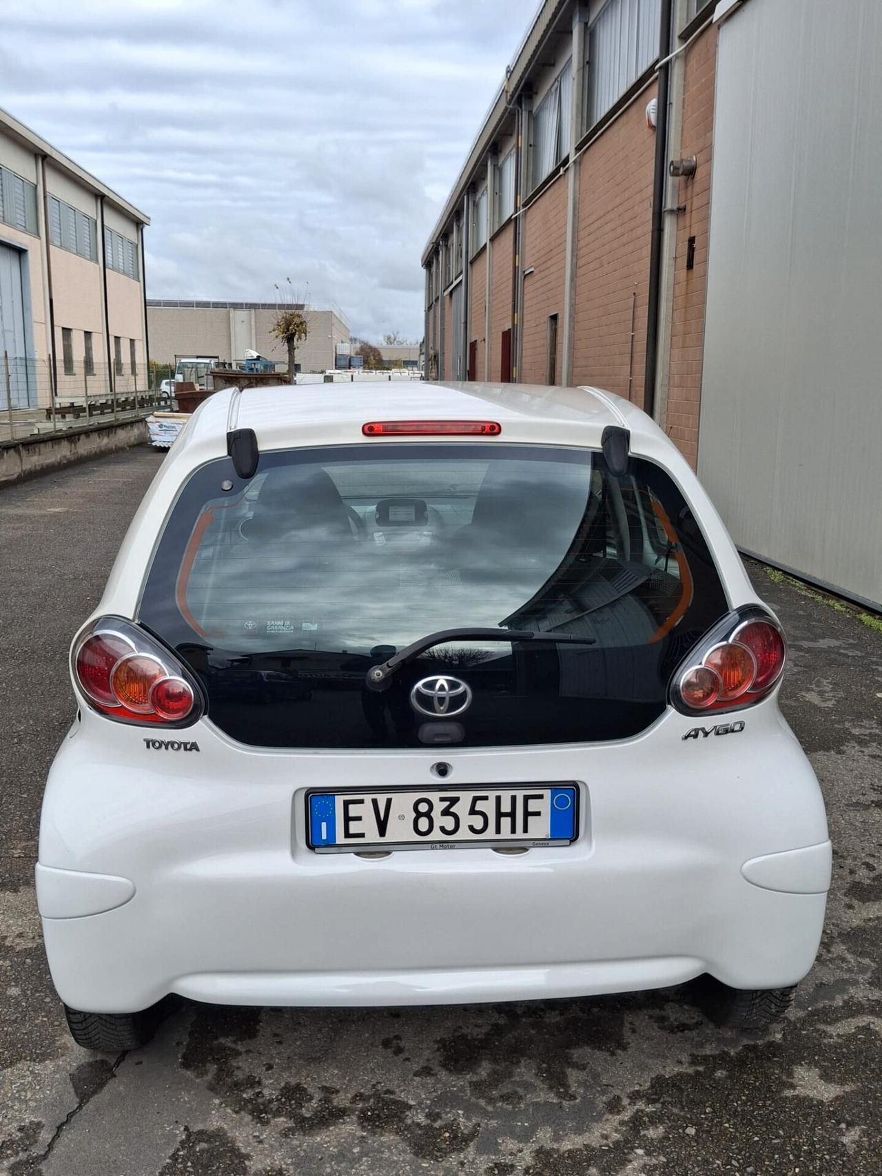 Toyota Aygo 1.0 12V VVT-i 5 porte Cool Soda Connect