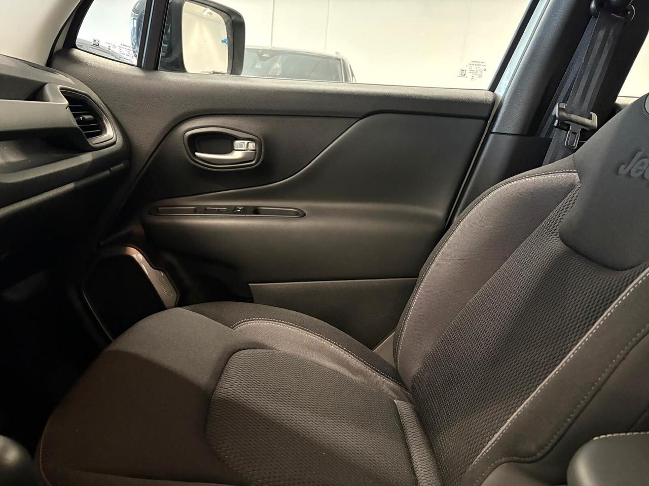 Jeep Renegade LIMITED 1.5 Turbo T4 MHEV Aut. SPOTICAR