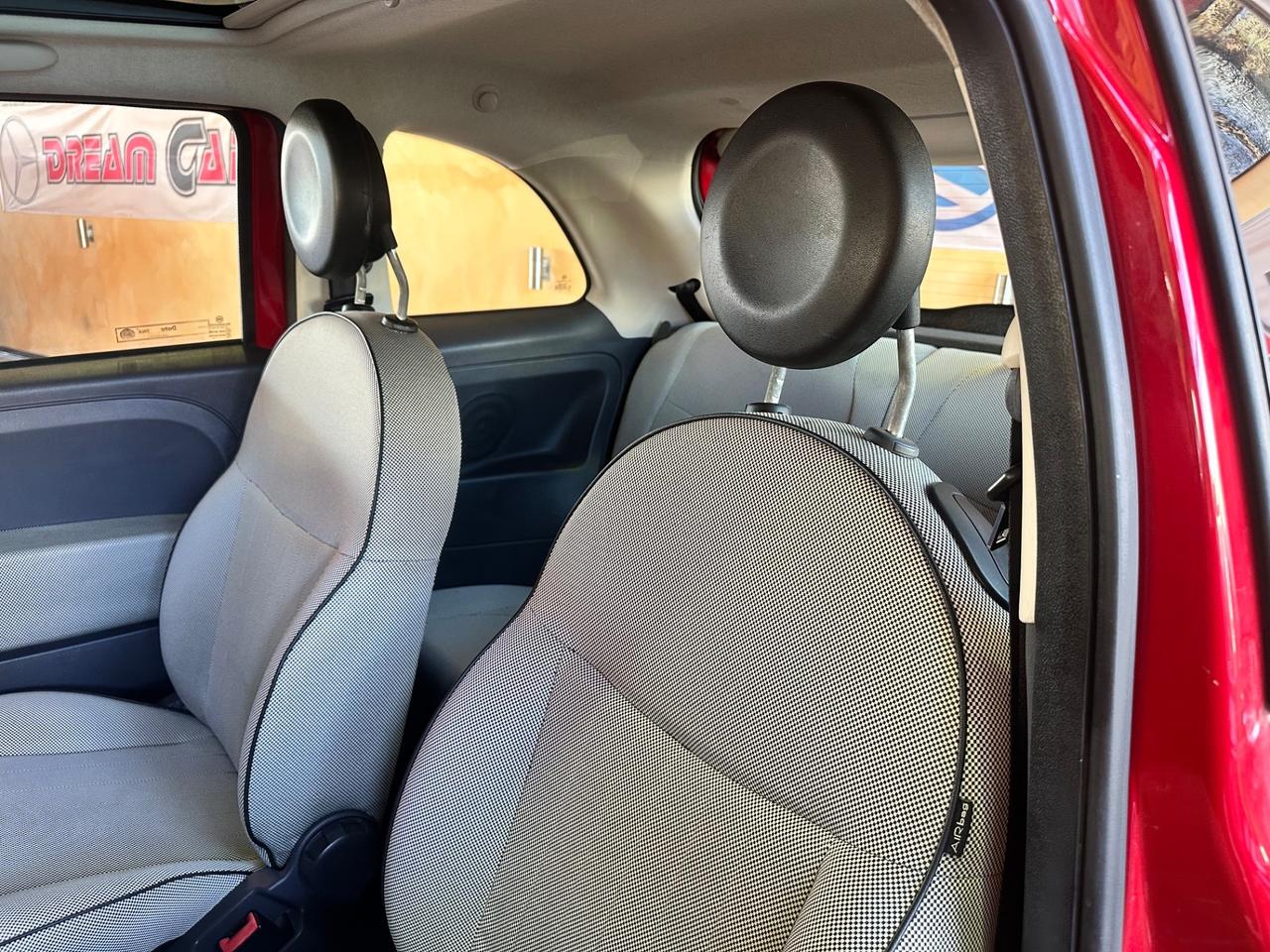 Fiat 500 1.2 Lounge tetto panoramico rossa 93.000km