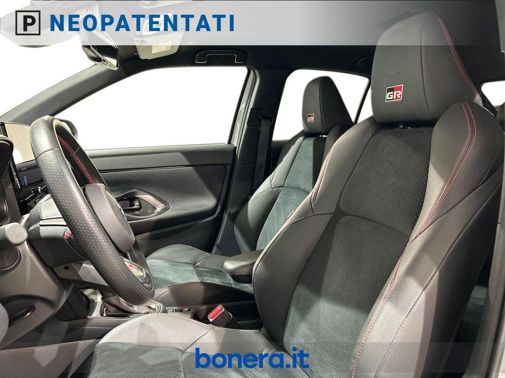 Toyota Yaris Cross 1.5 H GR Sport FWD E-CVT