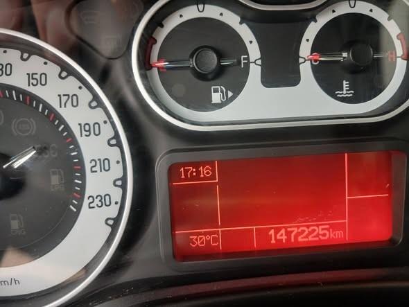 Fiat 500L 1.3 Multijet 95 CV Trekking tetto panoramico sensori automatica garanzia