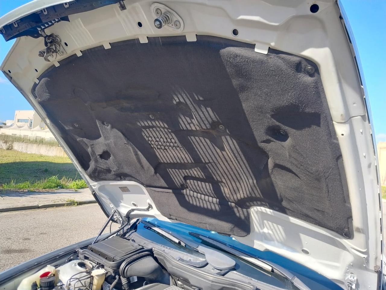 Bmw 520 520i 24V cat Futura