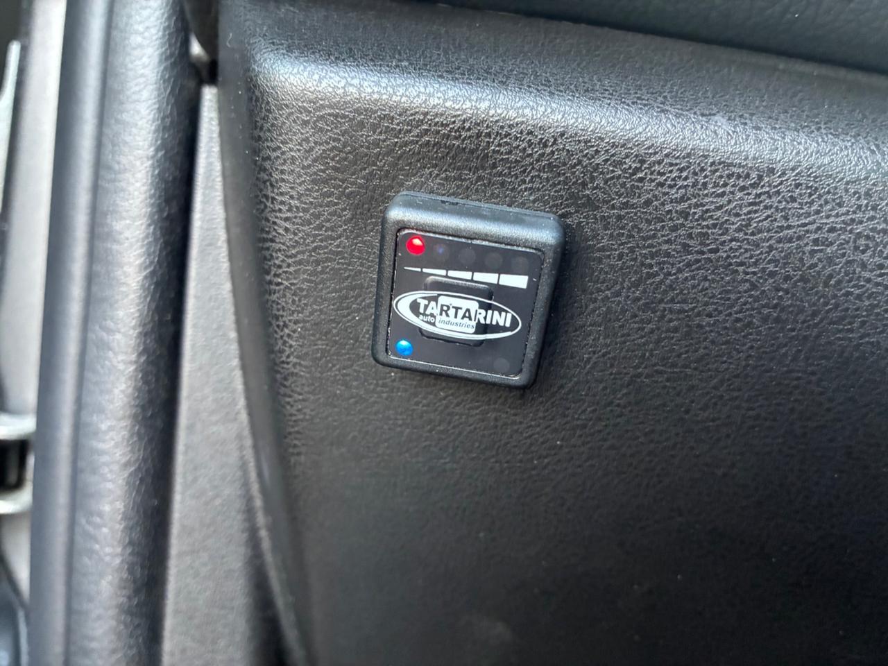 Lancia Ypsilon 1.2 69cv GPL 5p - 2012