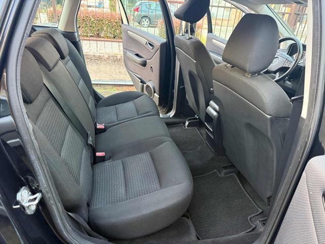 MERCEDES-BENZ B 180 CDI Executive