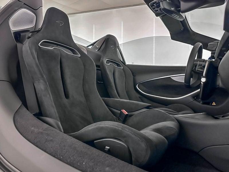 McLaren Artura Spider - McLaren Milano
