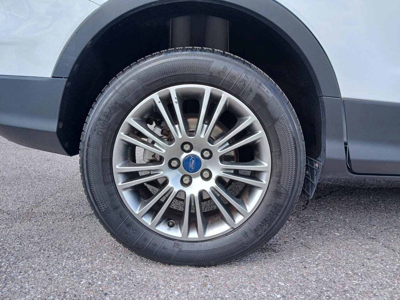 Ford Kuga 2.0 TDCI 140 CV 4WD Powershift