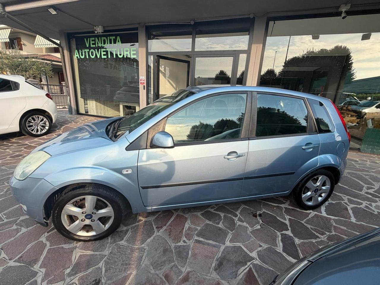 Ford Fiesta 1.4 TDCi 5p. Tecno NEOPATENTATI