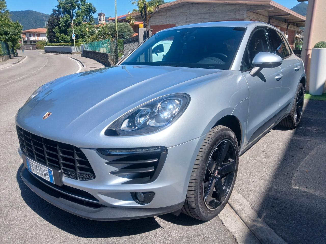 PORSCHE Macan 2.0 Sport design 2016