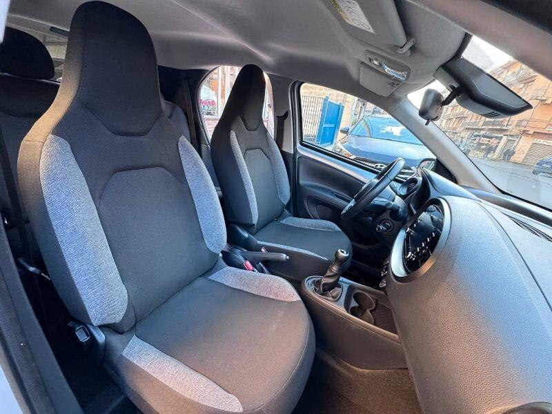 Toyota Aygo X 1.0 VVT-i 72 CV 5 porte Active