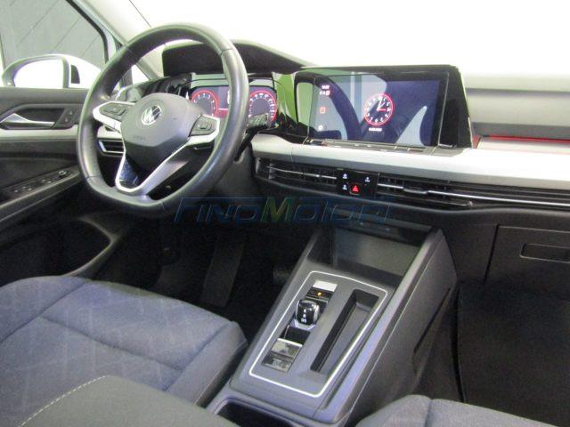 VOLKSWAGEN Golf 1.5 eTSI 150 CV DSG Life