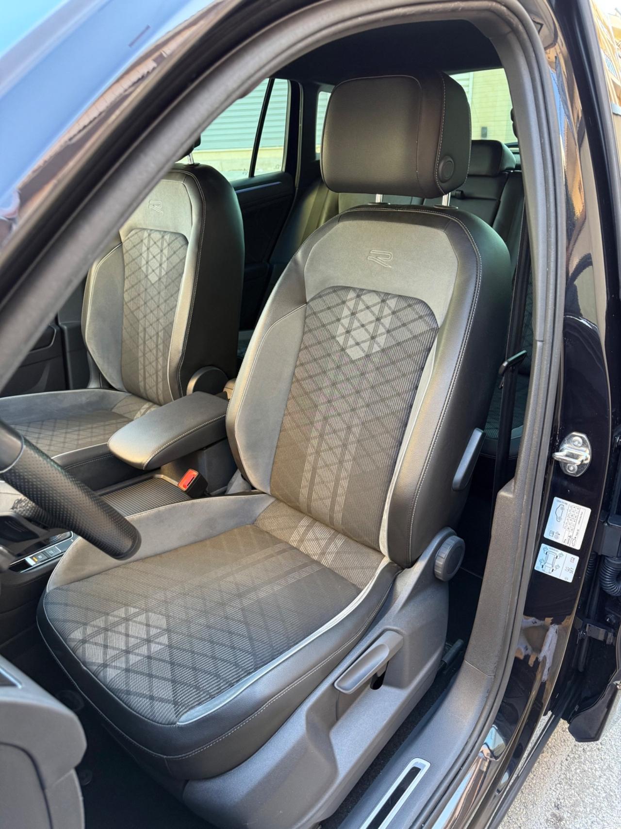Volkswagen Tiguan 2.0 Tdi 200CV R Line 4Mot DSG
