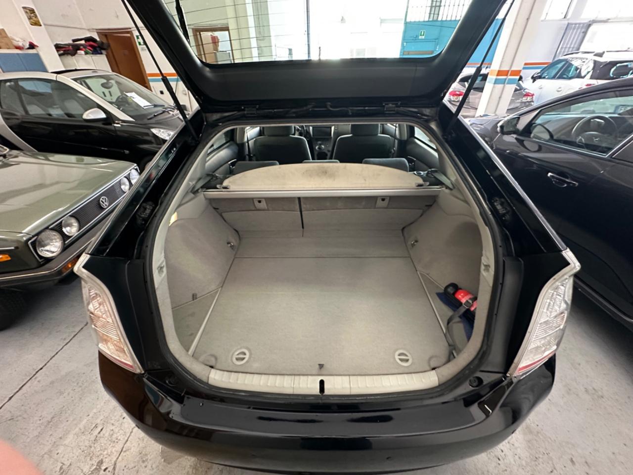Toyota Prius 1.8 Executive - Autonavigli