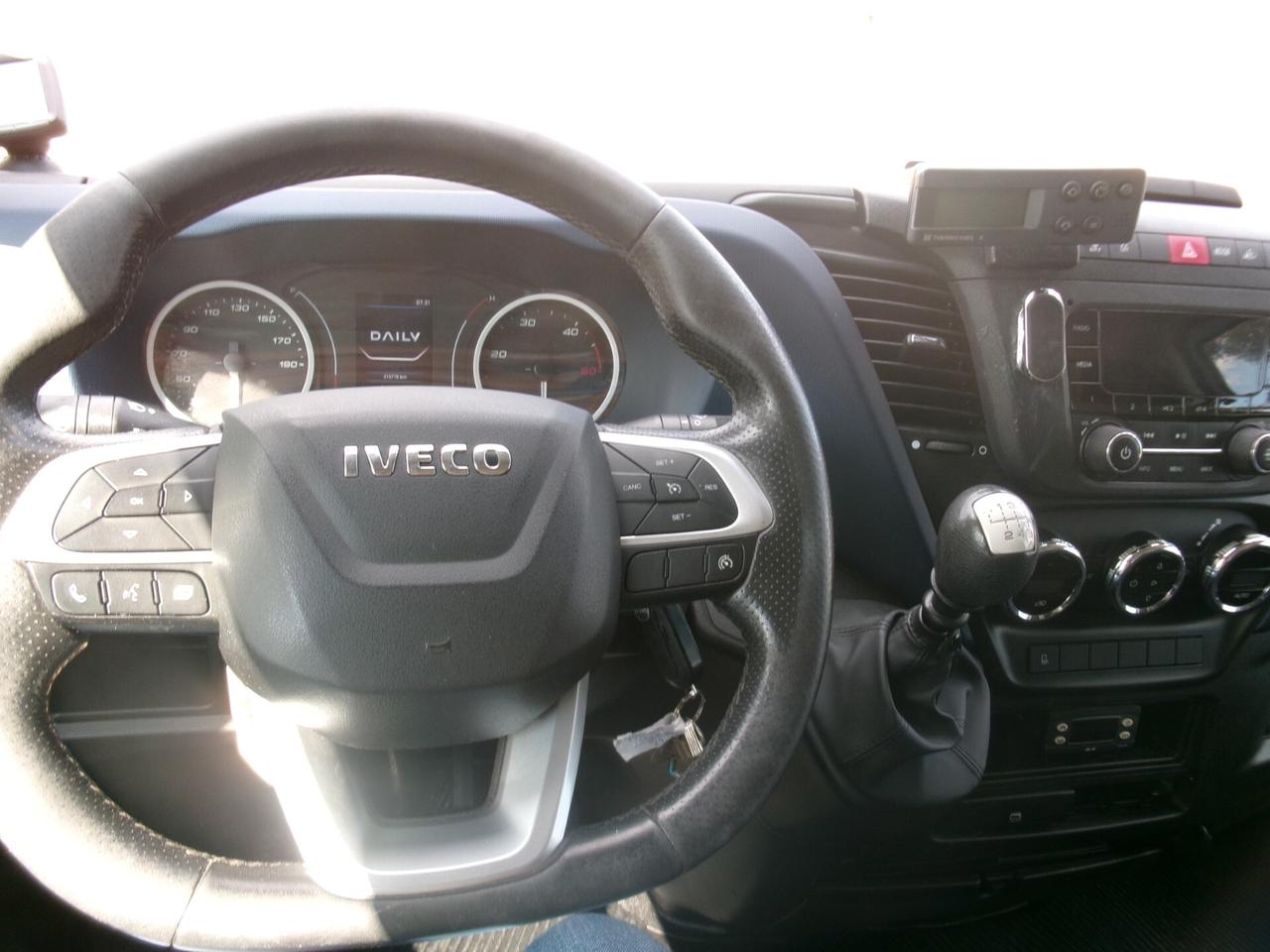 Iveco Daily 35C16 3000 160CV E6D FRIGO+PEDANA CARICATRICE ATP FRCX -20° 06/2029 7 PEDANE