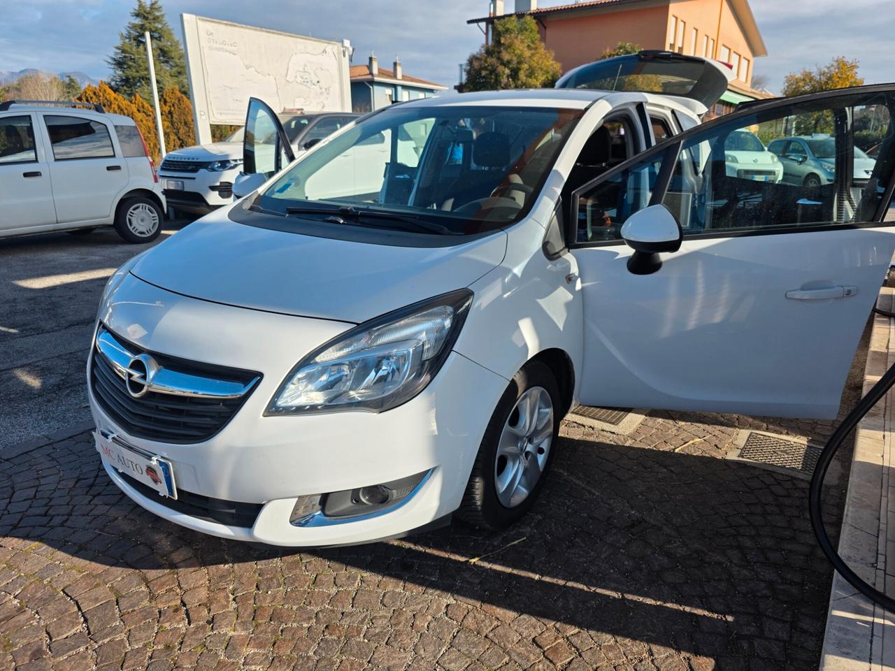 Opel Meriva 1.4 100CV Cosmo con 150.000km Neopatentati ok