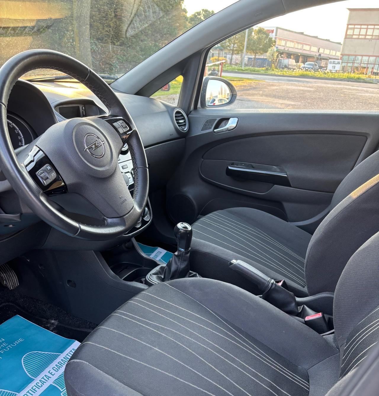 Opel Corsa 1.2 80CV 5 porte GPL-TECH Edition