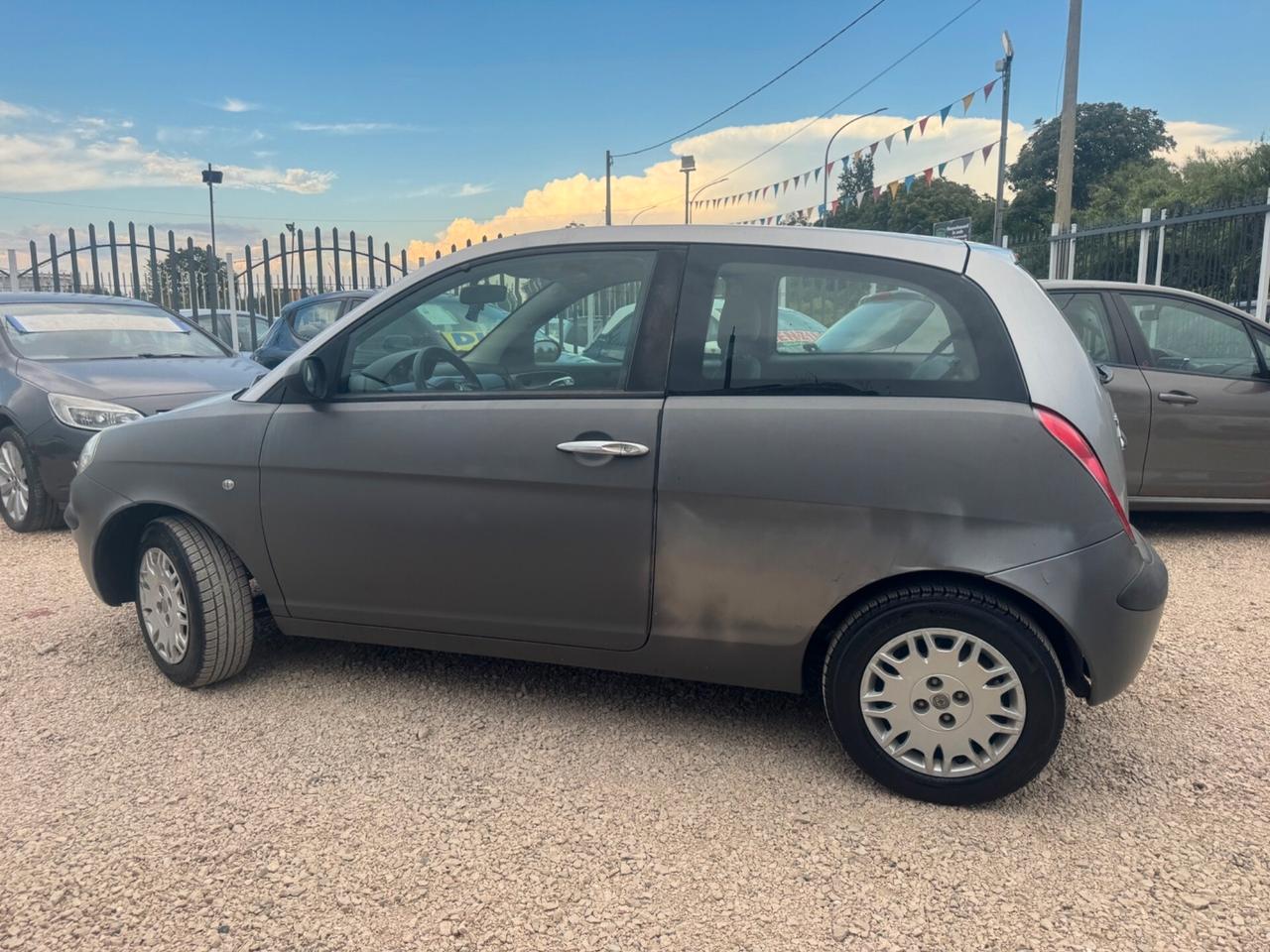 Lancia Ypsilon 1.2 Oro