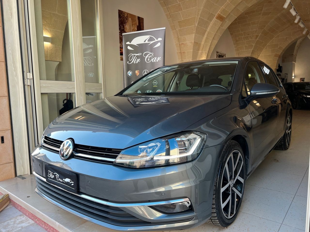 VOLKSWAGEN GOLF 1.6 7.5 R-LINE NAVI XENO 2019