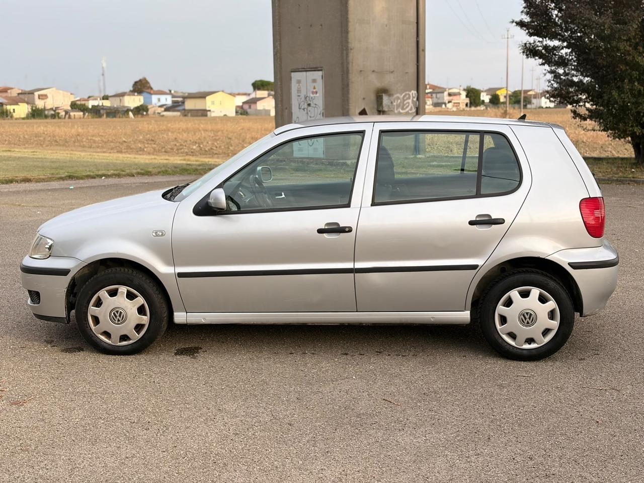 Volkswagen Polo 1.0 cat 5 porte