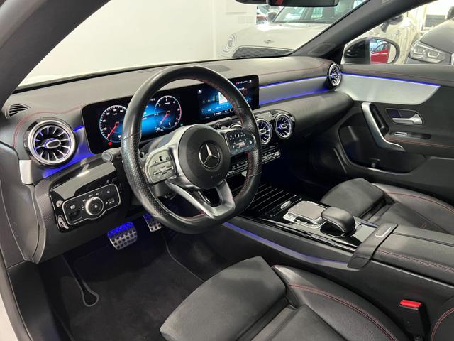 MERCEDES-BENZ CLA 200 d Automatic Shooting Brake Premium Black Pack