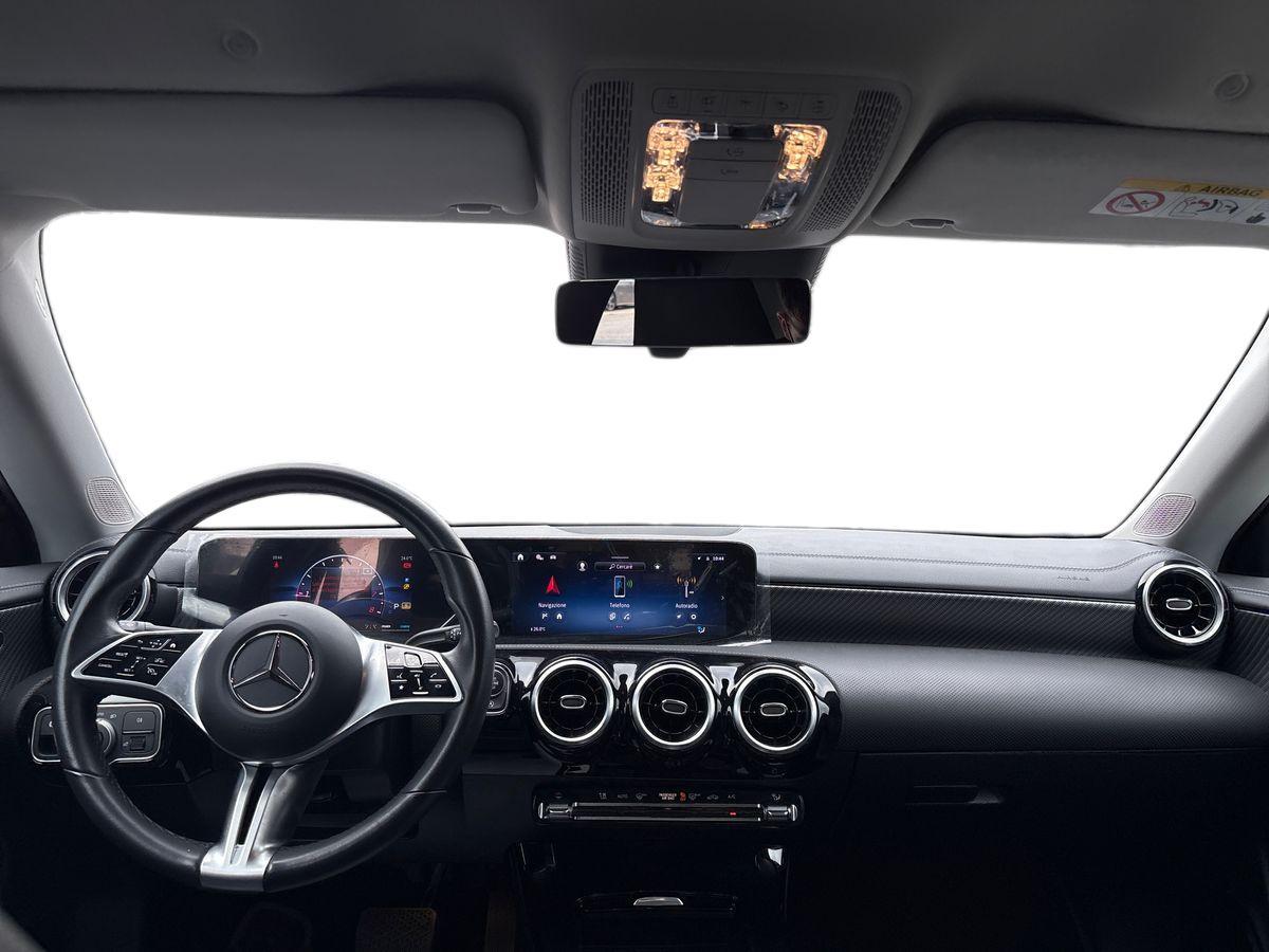 Mercedes-Benz CLA Coupe 200 Progressive Advanced Plus auto