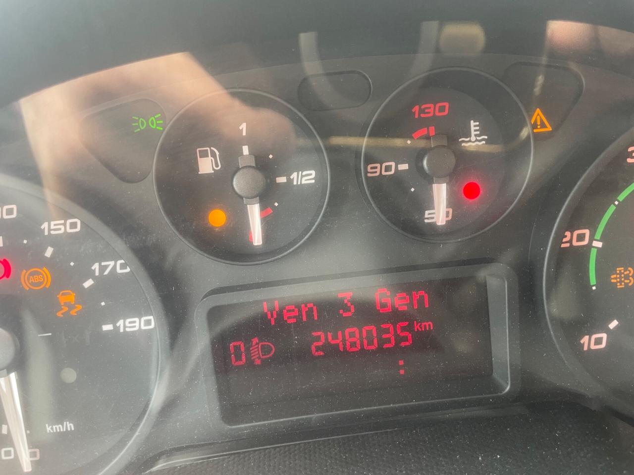 Iveco daily 35c13 ribaltabile trilaterale