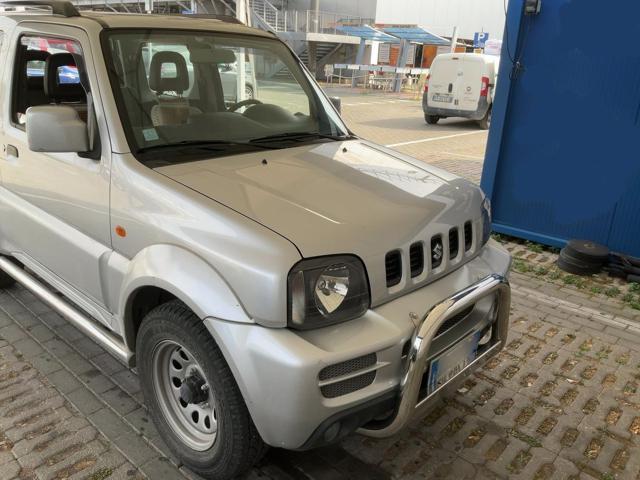 SUZUKI Jimny 1.3i 16V cat 4WD Club