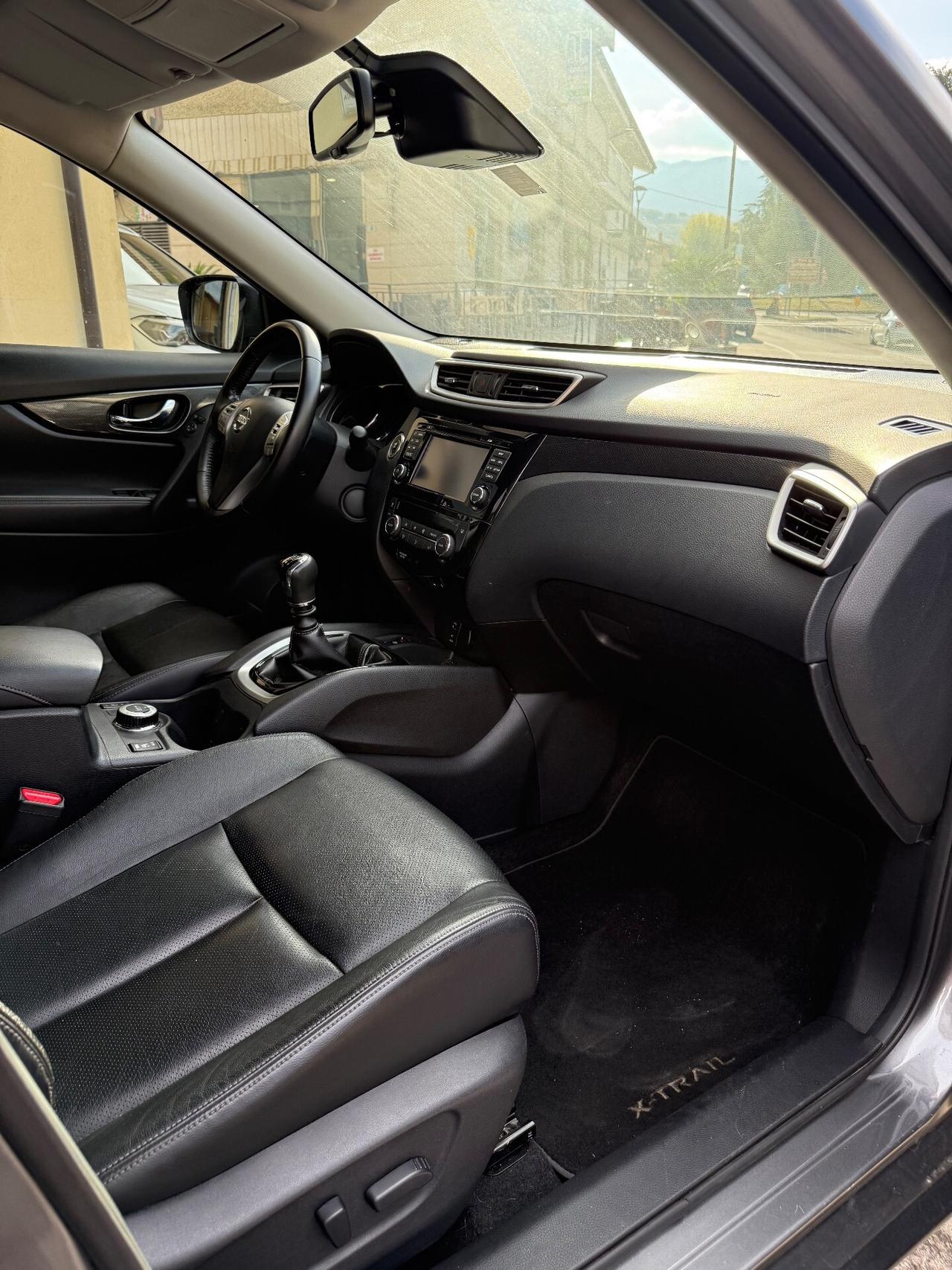 Nissan X-Trail 4WD FULL OPTIONAL.