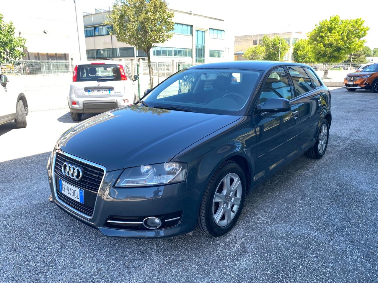 Audi A3 1.6 TDI 90cv - 2011