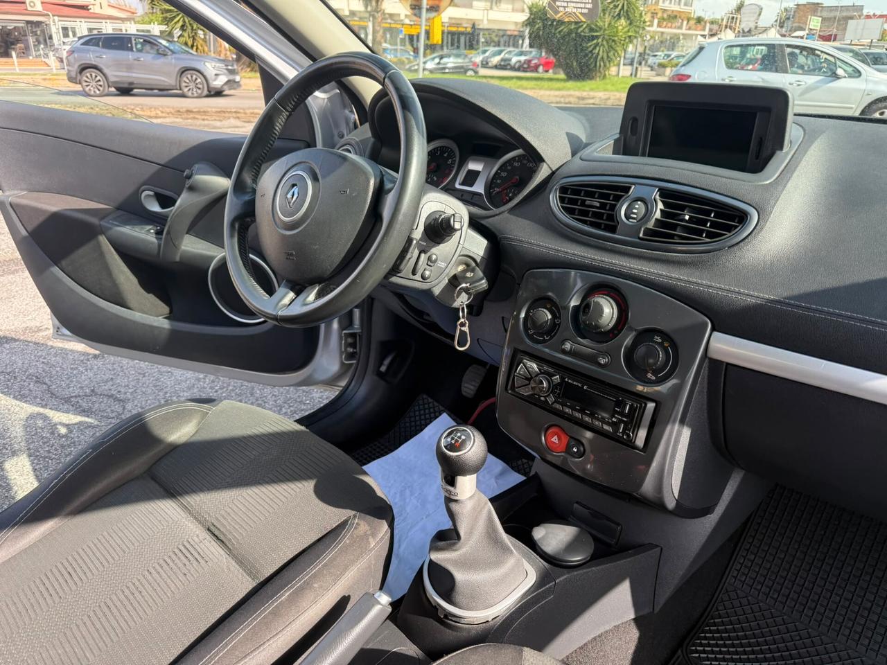RENAULT CLIO 5PORTE 1.2 16V 75CV BENZINA
