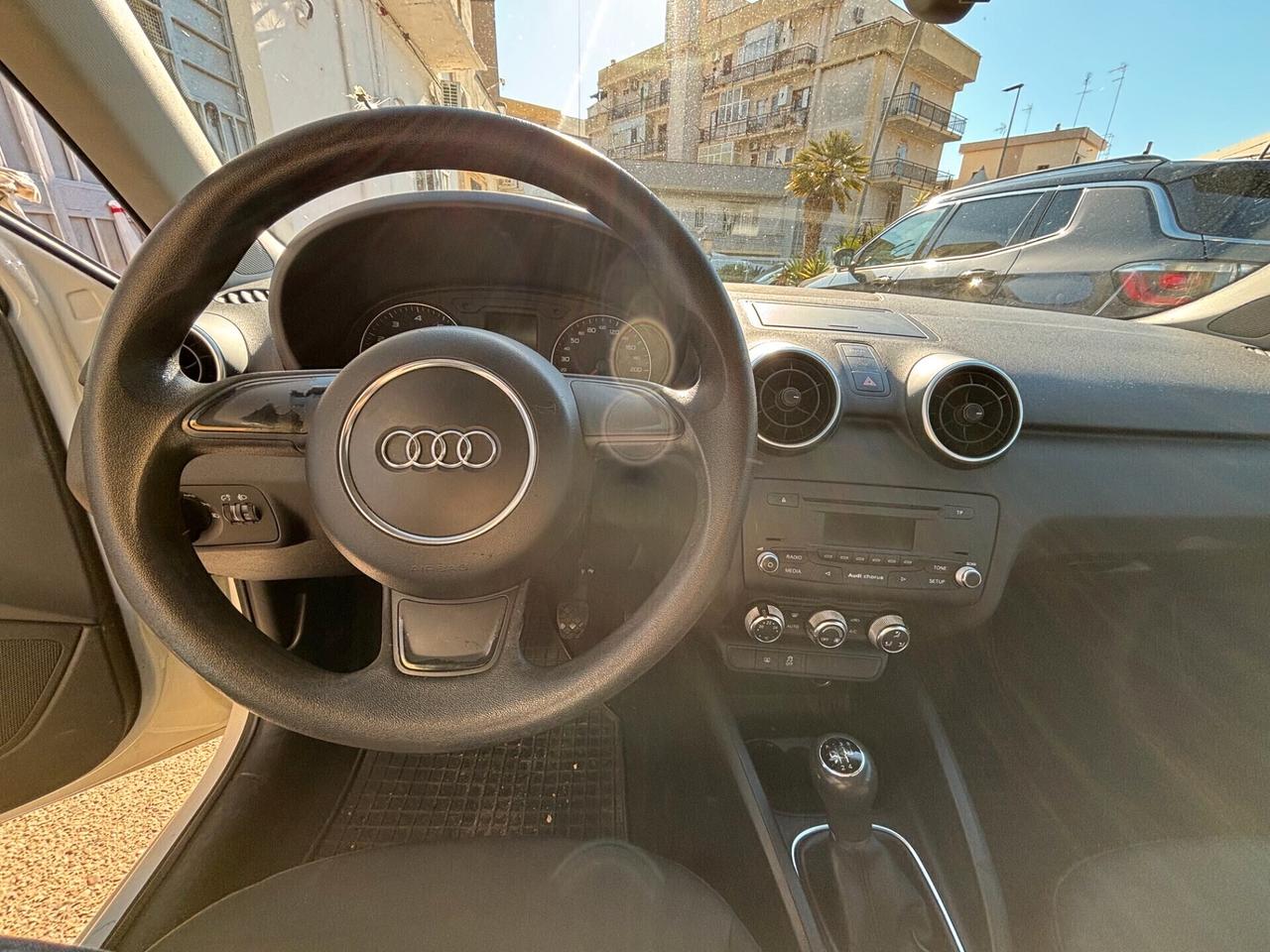 Audi A1 1.2 TFSI Attraction Sportback