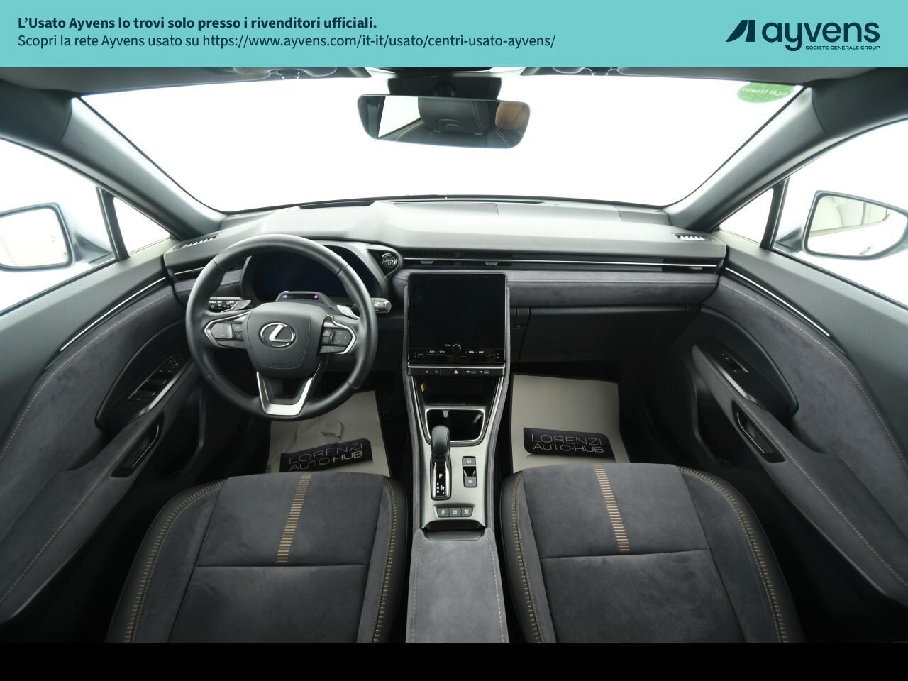 Lexus LBX Hybrid Cool