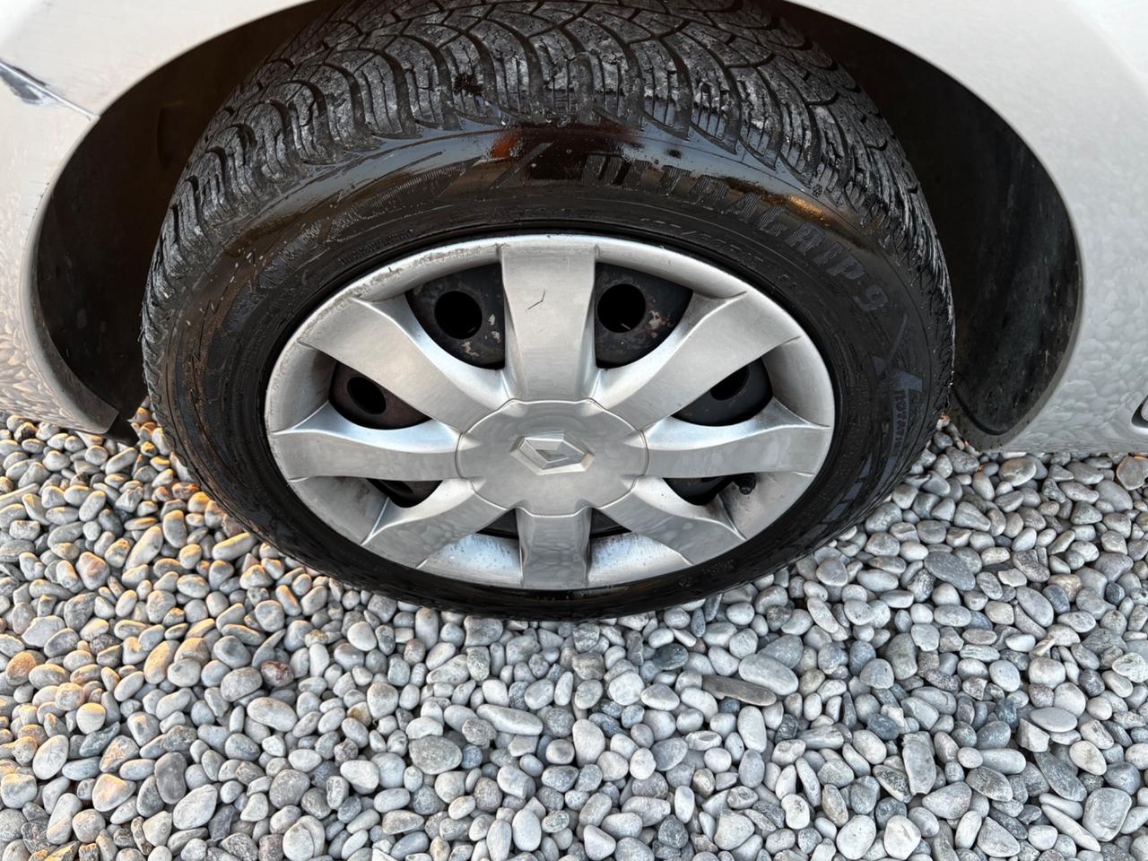 Renault Clio 1.2 16V 5 porte Luxe