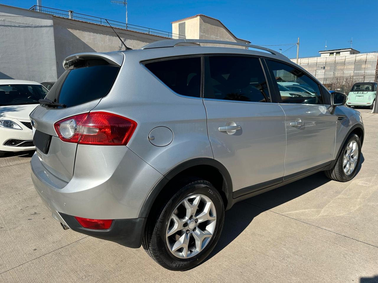 Ford Kuga 2.0 TDCi 140 CV Titanium