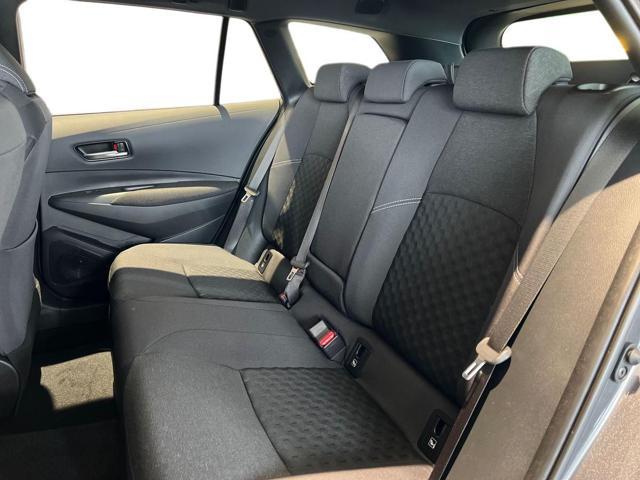 TOYOTA Corolla Active 1.8 Hybrid Touring Sports