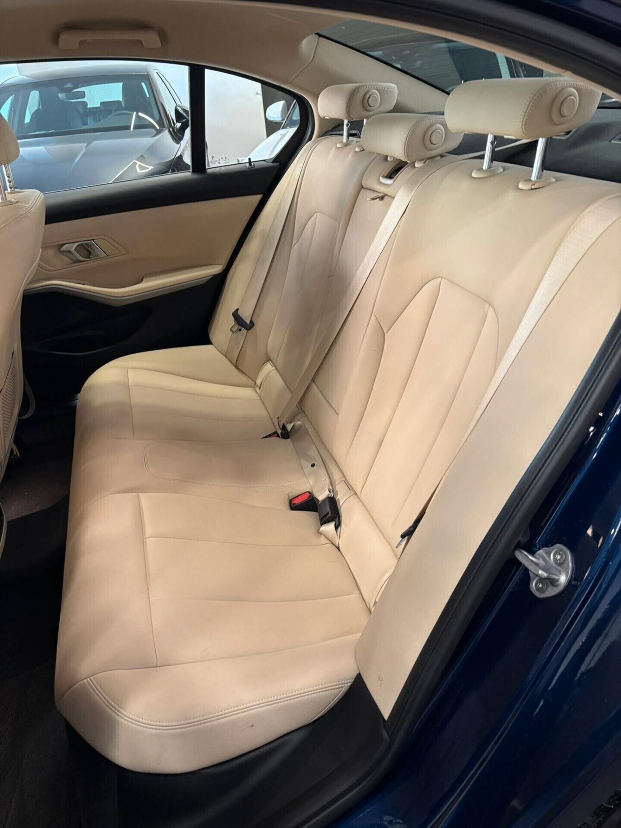 Bmw 320d Business Advantage