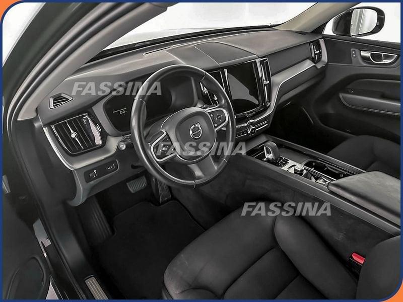 Volvo XC60 XC60 2.0 b4 Momentum Pro auto