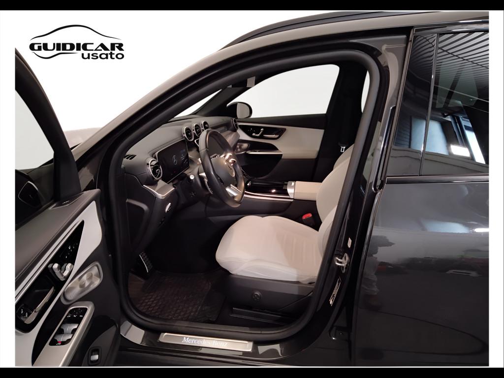 Mercedes-Benz GLC - X254 - GLC 220 d AMG Line Advanced 4matic auto