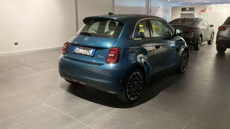 FIAT 500 La Prima Berlina