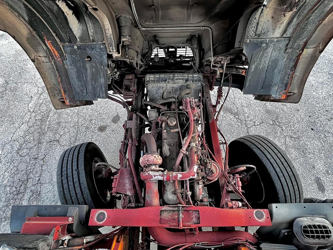 PIATTAFORMA AEREA IVECO 145-17 CESTELLO H. 20MT – SCALIFICIO RIMINESE