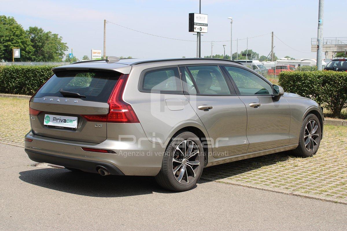 VOLVO V60 D3 Momentum