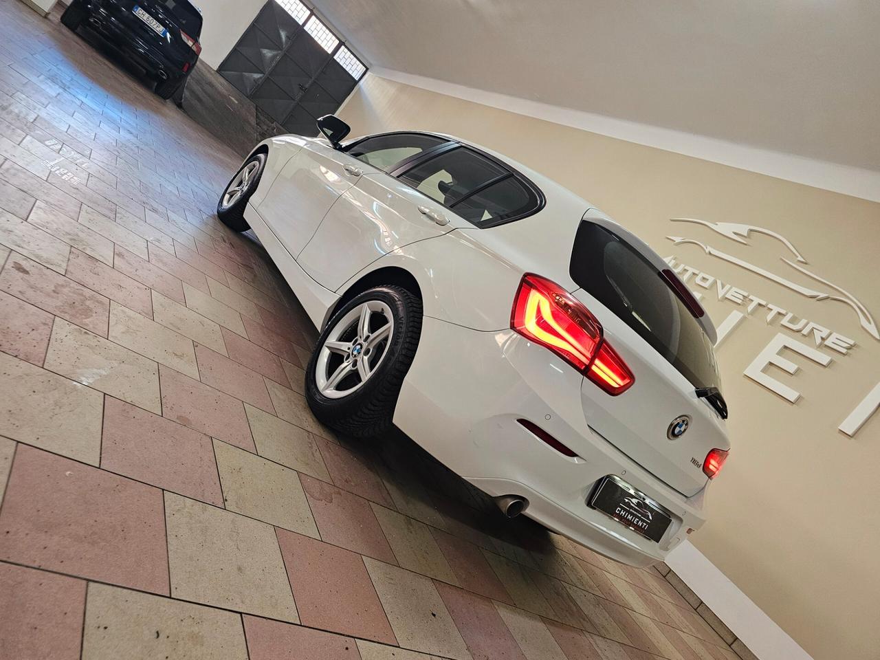 Bmw 116 116d 5p. Urban