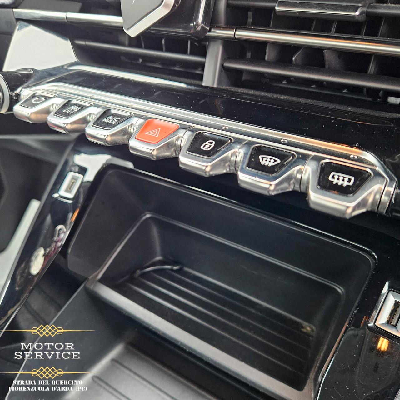 Peugeot 2008 1.2 100cv 50.000km PREZZO FINALE