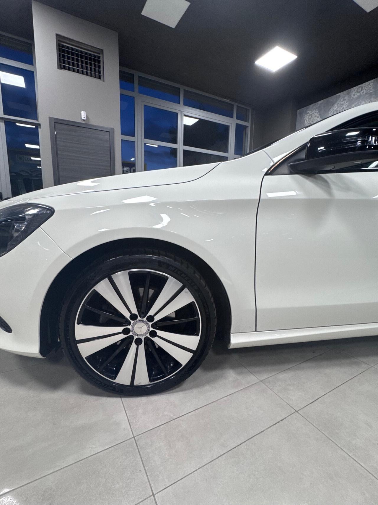 MERCEDES CLA 200 CDI PACK SPORT PLUS