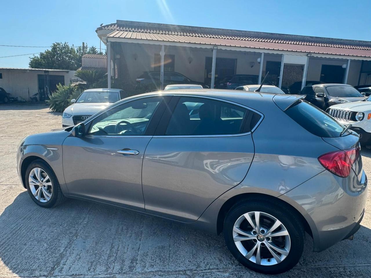 Alfa Romeo Giulietta 1.6 JTDm-2 105 CV