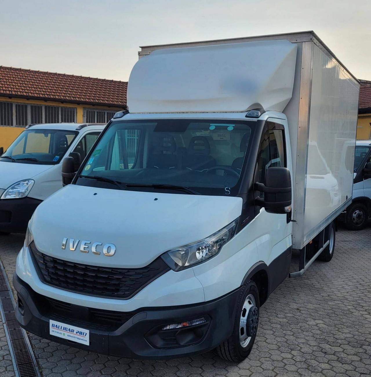 IVECO DAILY 35-160 3.0 (68.179 km)