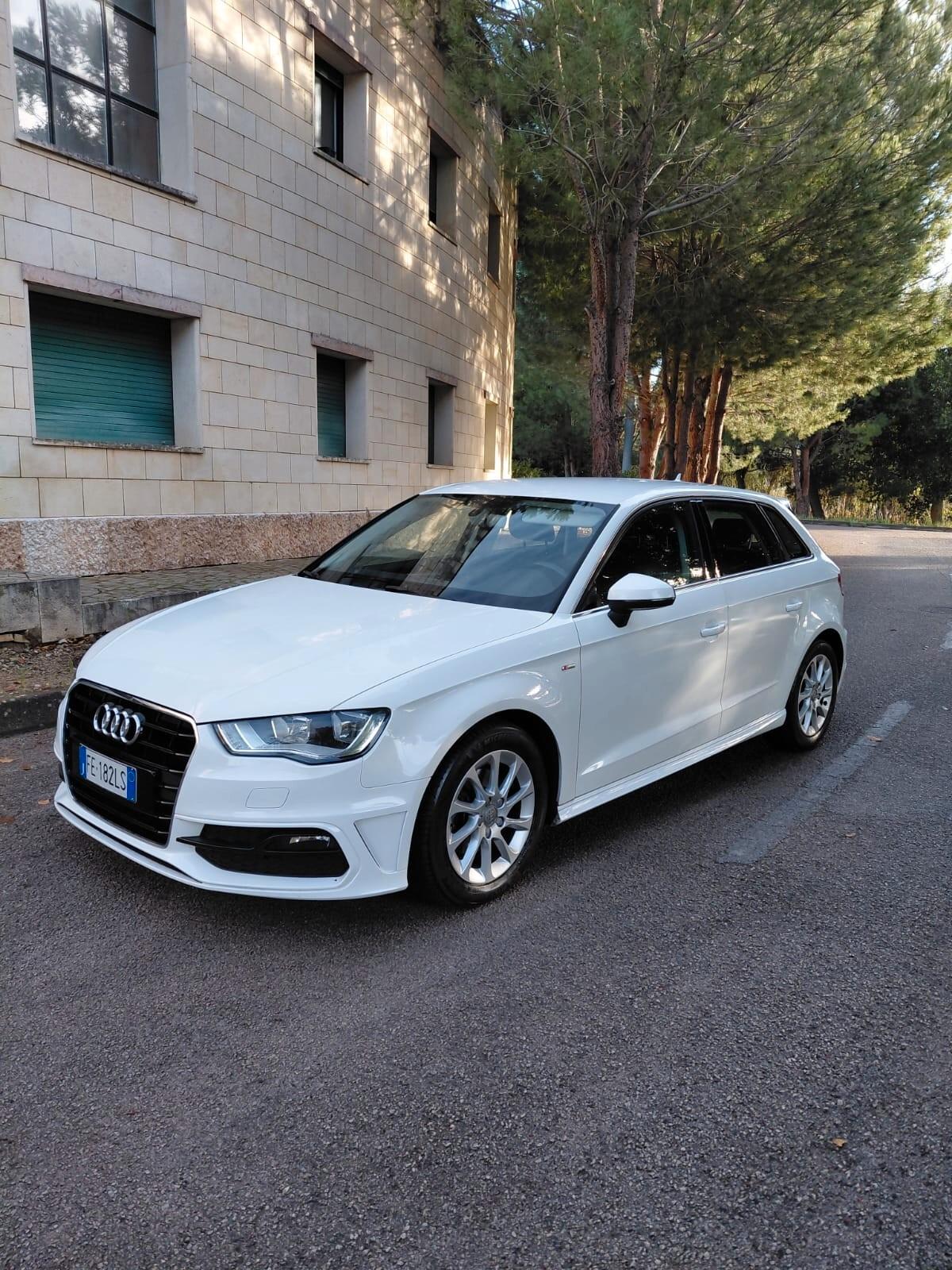 Audi A3 SPB 1.6 TDI clean diesel quattro Ambition
